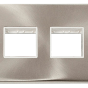 Click VPSC404WH Frontplate 2G 4Aperture