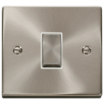 Click VPSC425WH Plateswitch 1G Int10A SC