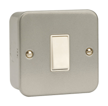 Click CL011 Switch 1G 2W & Box 10A Mclad
