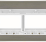 Click VPMB406BK Frontplate 2G 6 Aperture