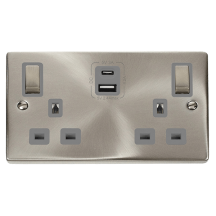 Click VPSC586GY Skt 2G Swd & USB 13A