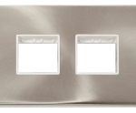 Click VPSC404WH Frontplate 2G 4Aperture