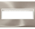 Click VPSC426WH Frontplate 2G 6Aperture
