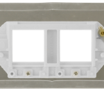 Click FPBS404BK Frontplate 2G 4Aperture