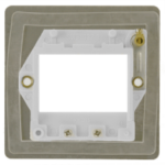 Click FPBS403WH Frontplate 1G 3Aperture