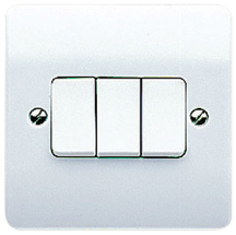 MK K4873WHI Switch 3 Gang 2 Way SP 10A