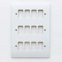 MK K3639WHI Frontplate 12 Module